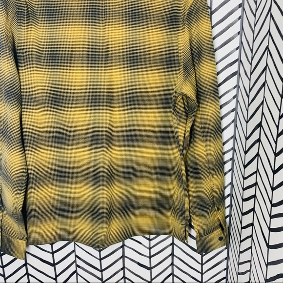 ๐ธ Lululemon masons peak flannel long sleeve nwt - Picture 8 of 11